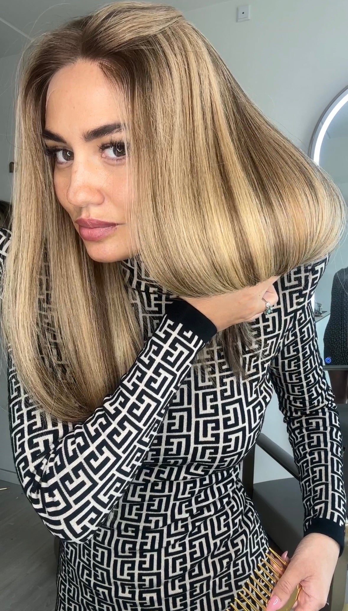 Exclusive collection - European wig - Blonde/ ashy wig
