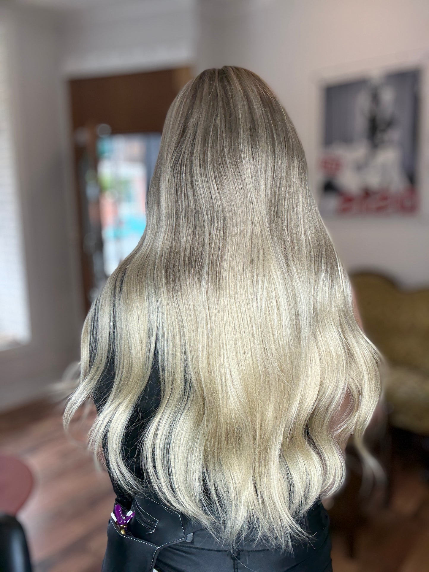 Ash blonde wig with money pieces