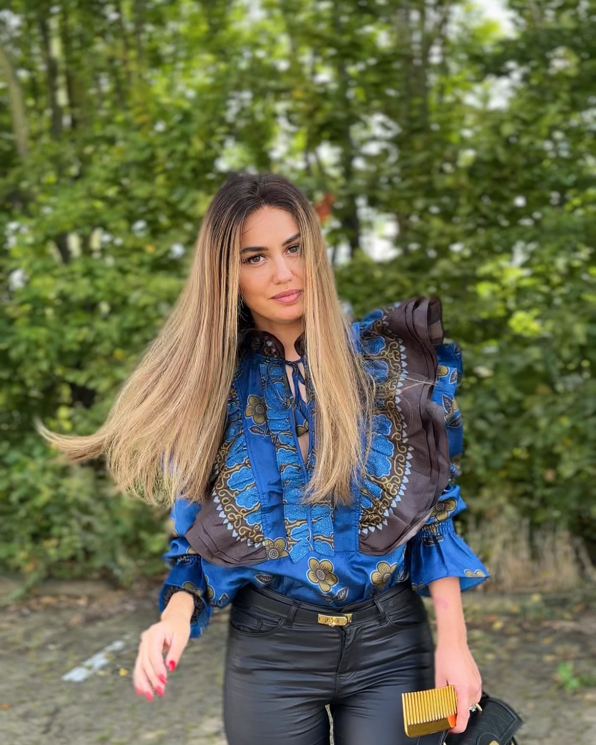 Honey brown blonde ombré wig w. money pieces