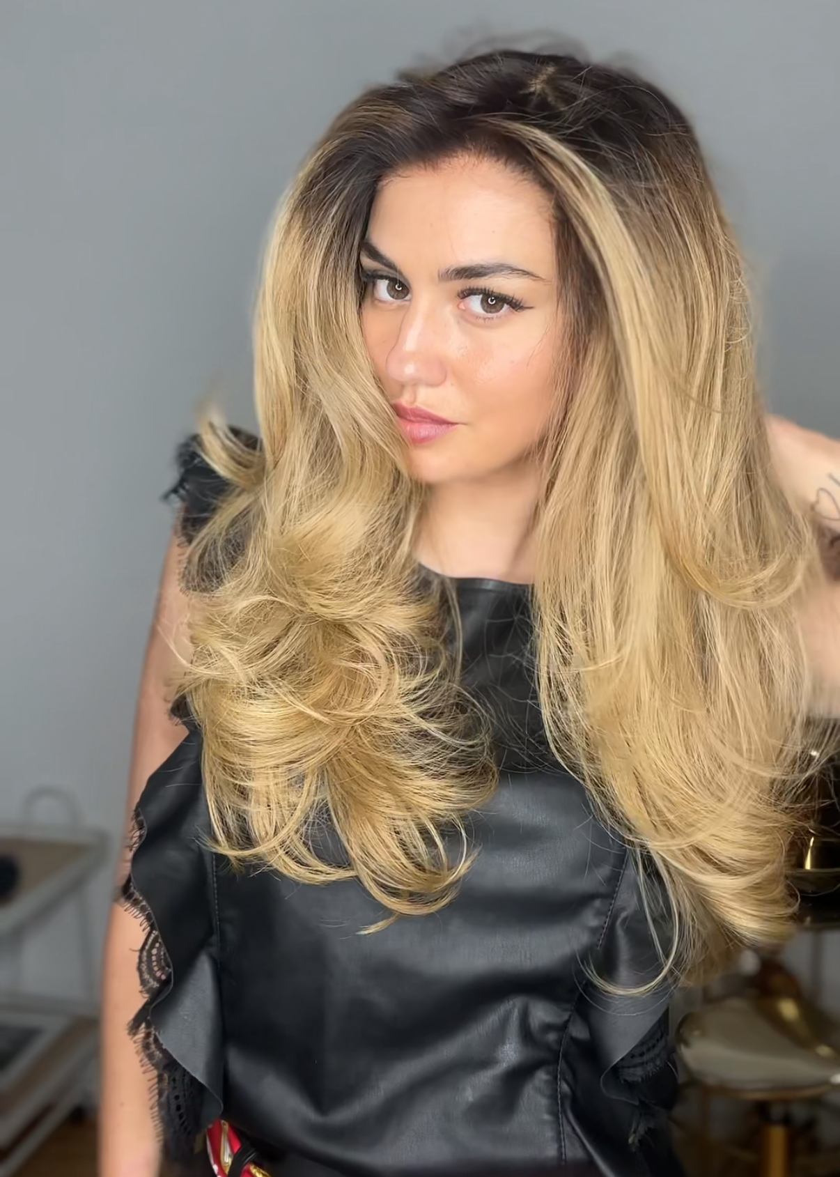 Honey brown blonde ombré wig w. money pieces