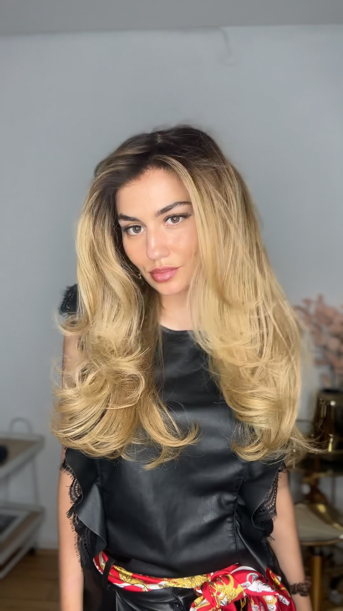 Honey brown blonde ombré wig w. money pieces